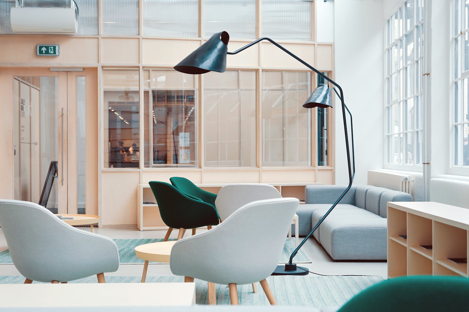 Showroom mebli — sklep internetowy Kora Home